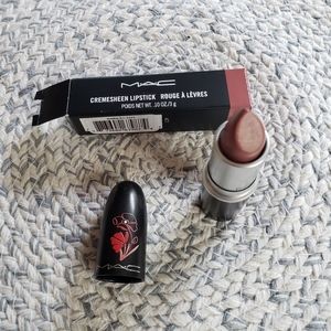 MAC Cosmetics Cremesheen Lipstick 💄